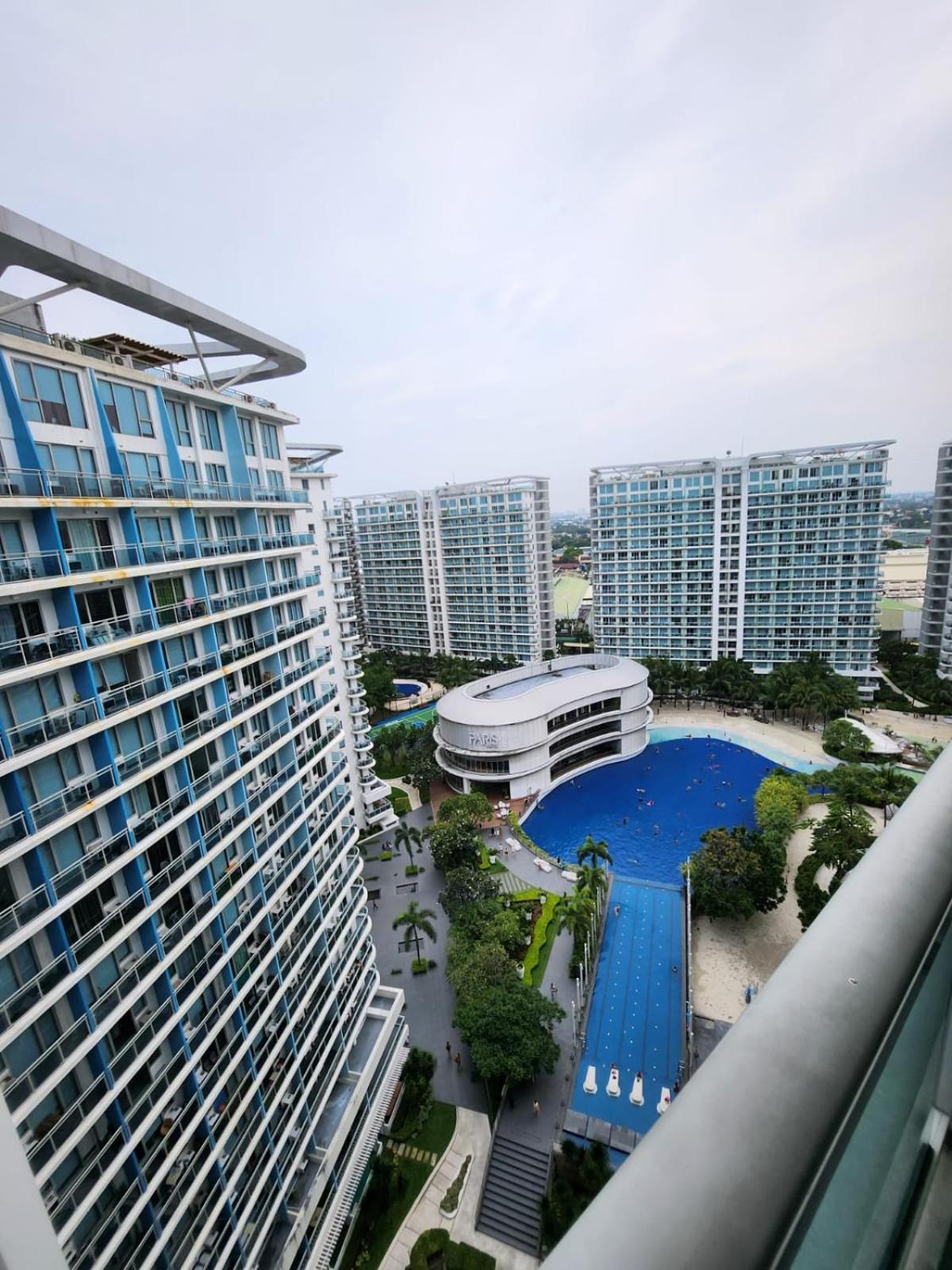 Azure Urban Resort Paranaque City Dış mekan fotoğraf