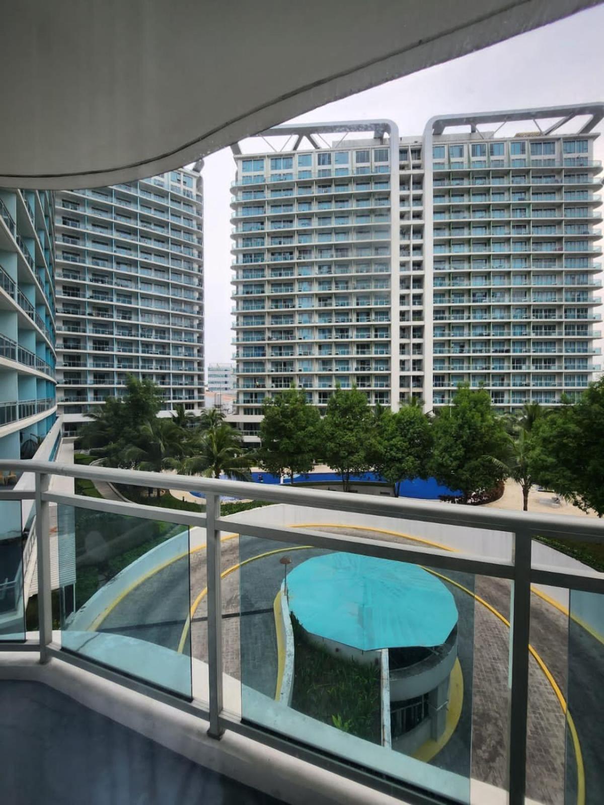 Azure Urban Resort Paranaque City Dış mekan fotoğraf